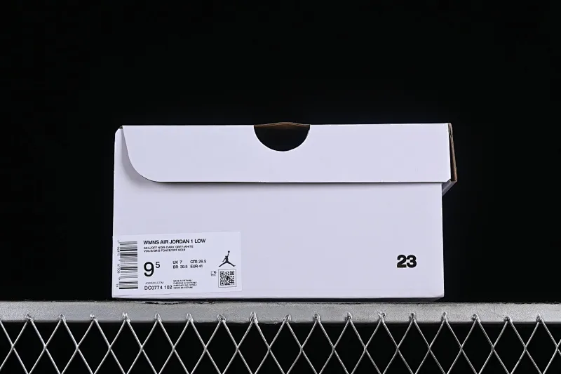 All categories Air Jordan Jordan series basketball shoes Air Jordan 1 Low G version pure original Air Jordan 1 Low "Dark Grey" AJ1 Joe 1 dark gray white low-top cultural casual sneakers DC0774-102